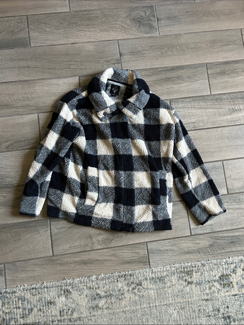 Billabong Black & White Plaid Sherpa Jacket